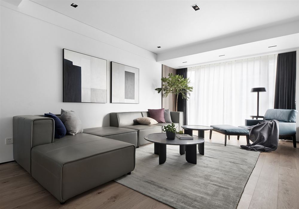 江門市駿景灣豪庭現(xiàn)代簡(jiǎn)約風(fēng)格三居室裝修案例