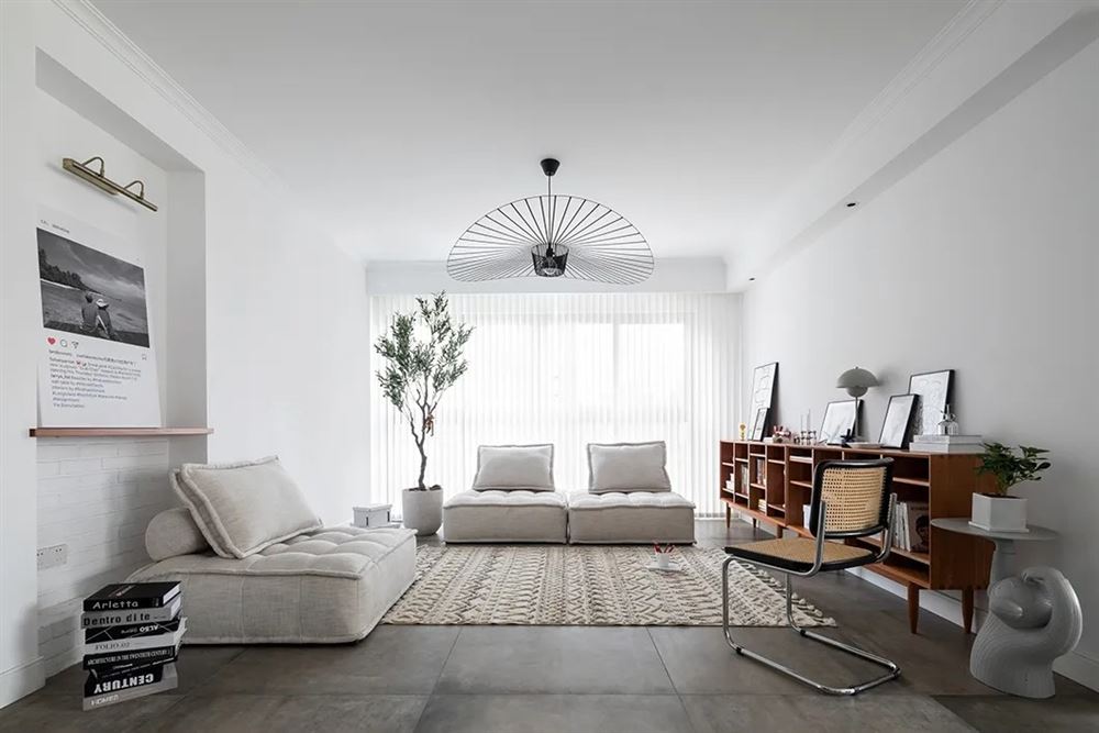 廣州市紫泉翠荔嘉園北歐風格三居室裝修案例