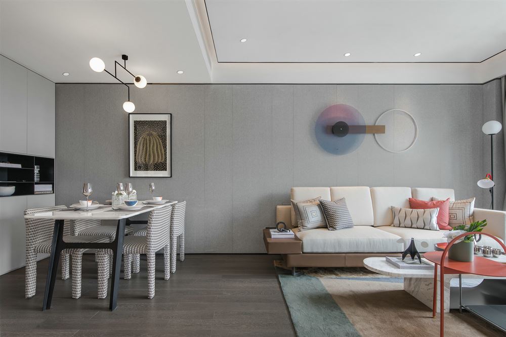 清遠市時代花城歐式風格三居室裝修案例