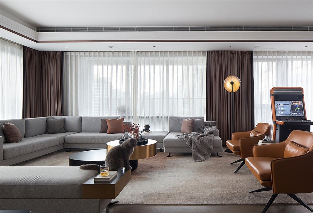 廣州市海富花園輕奢風格二居室裝修案例