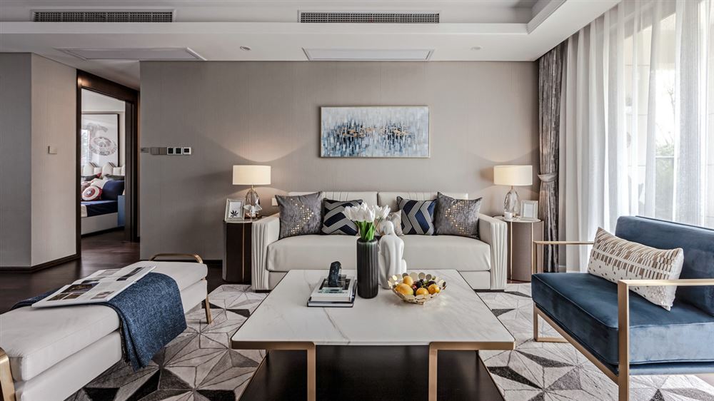 昭通市北部新洲輕奢風格三居室裝修案例