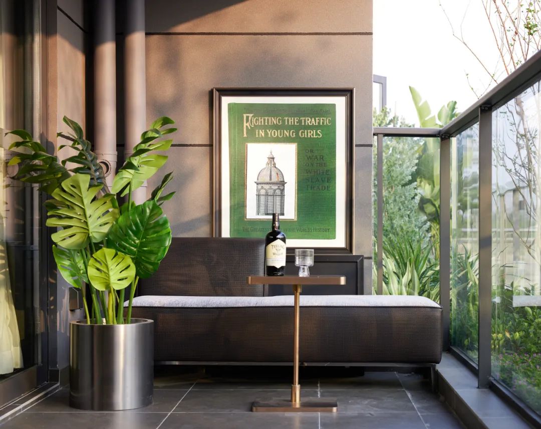 現代輕奢風格室內設計家裝案例-陽臺 現代輕奢風格室內設計家裝案例-陽臺