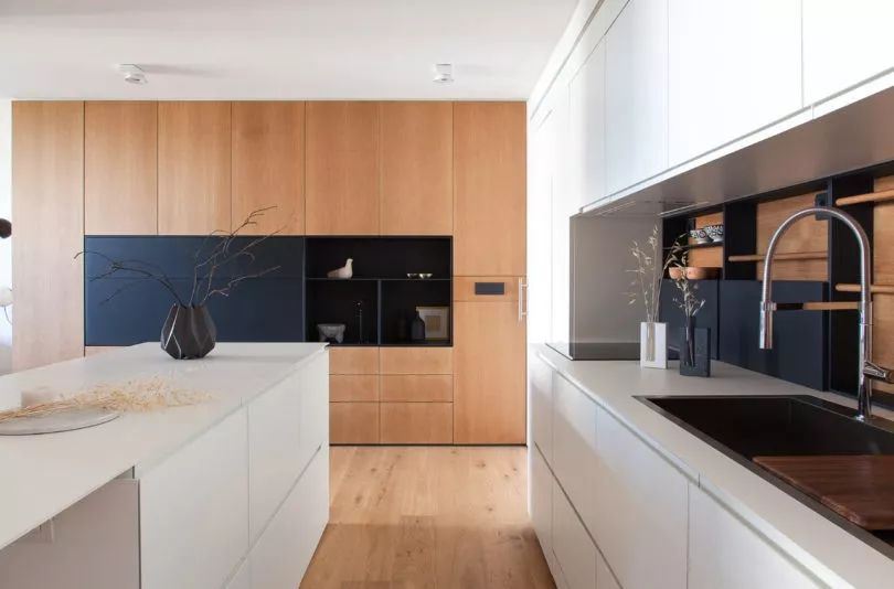 昭通市撫鎮(zhèn)門廣場歐式風格三居室裝修案例