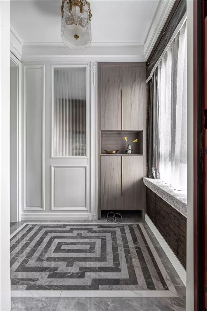 廣州市云星錢隆天譽輕奢風格三居室裝修案例