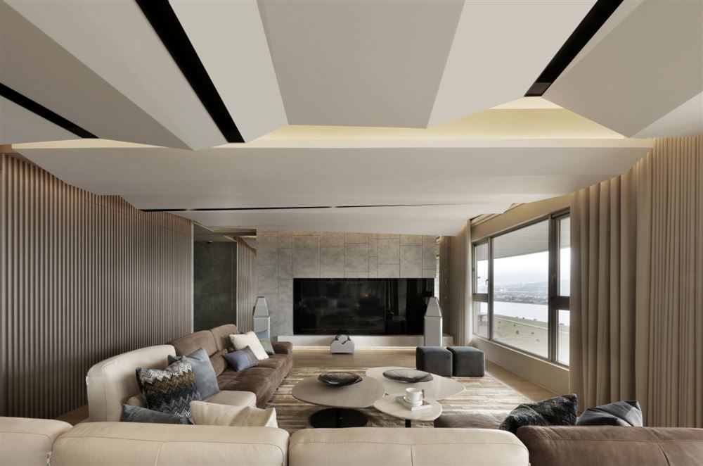 廣州市凱旋新世界現代簡約風格四居室裝修案例